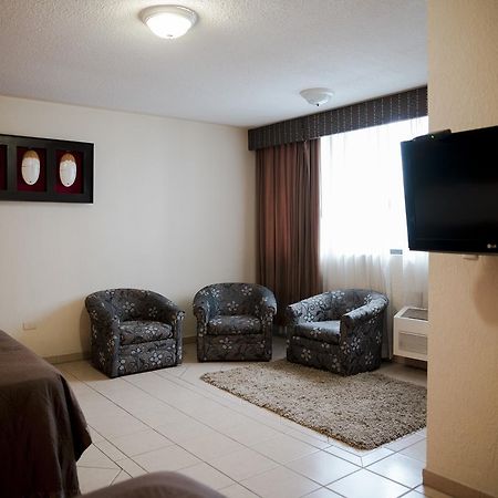 Eh Ejecutivo Urban Hotel Tepic Exterior foto