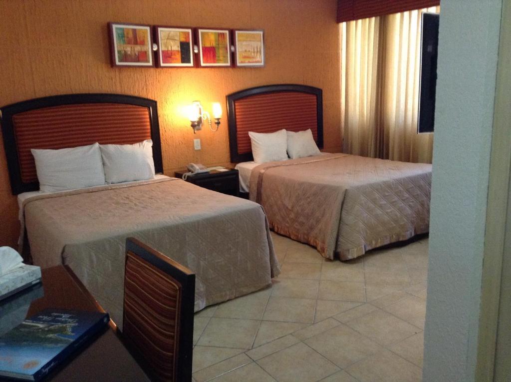 Eh Ejecutivo Urban Hotel Tepic Exterior foto